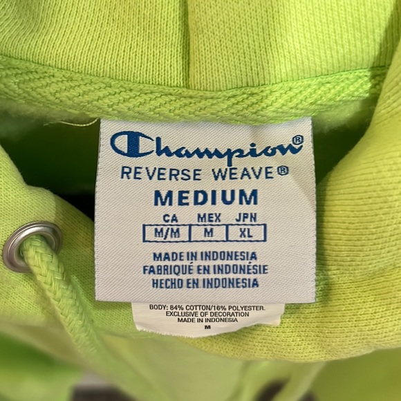 Champion Reverse Weave crop hoodie in lime - Picture 4 of 5
